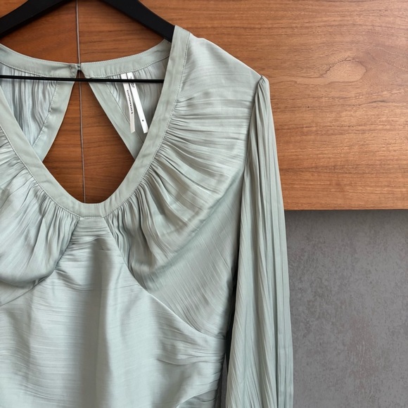 Anthropologie Blouson-Sleeve Blouse In Mint Green, Size M - Picture 6 of 16